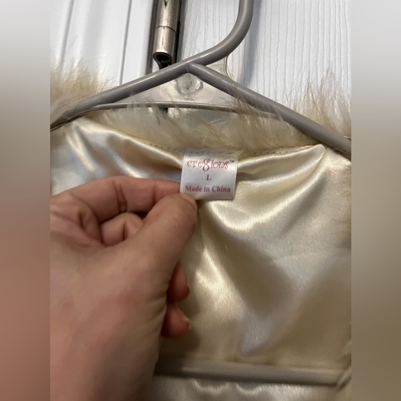 Large vest - Picture 2 of 3